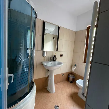 Rilindja Bed & Breakfast Valbone