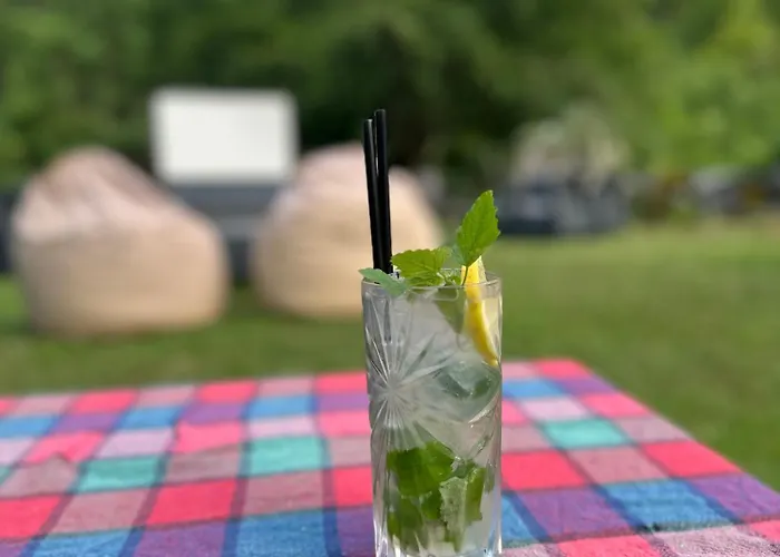 Rilindja Nocleg ze śniadaniem *