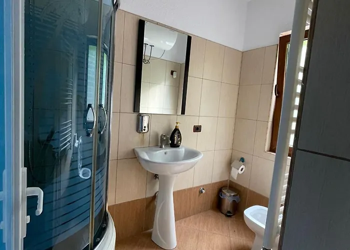 Rilindja 住宿加早餐酒店 瓦勒博内