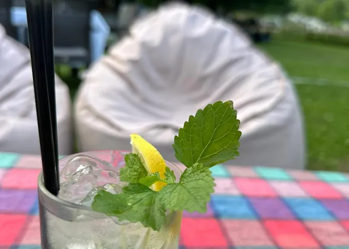 Rilindja 住宿加早餐酒店 *