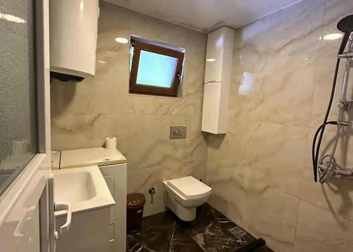 Rilindja 住宿加早餐酒店 *